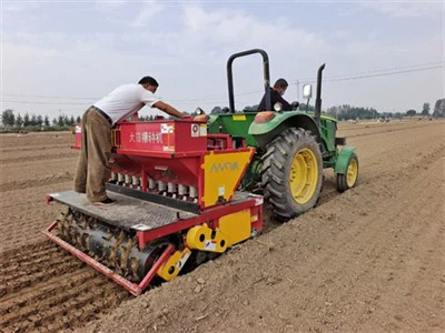 Большой чесночный сеялок